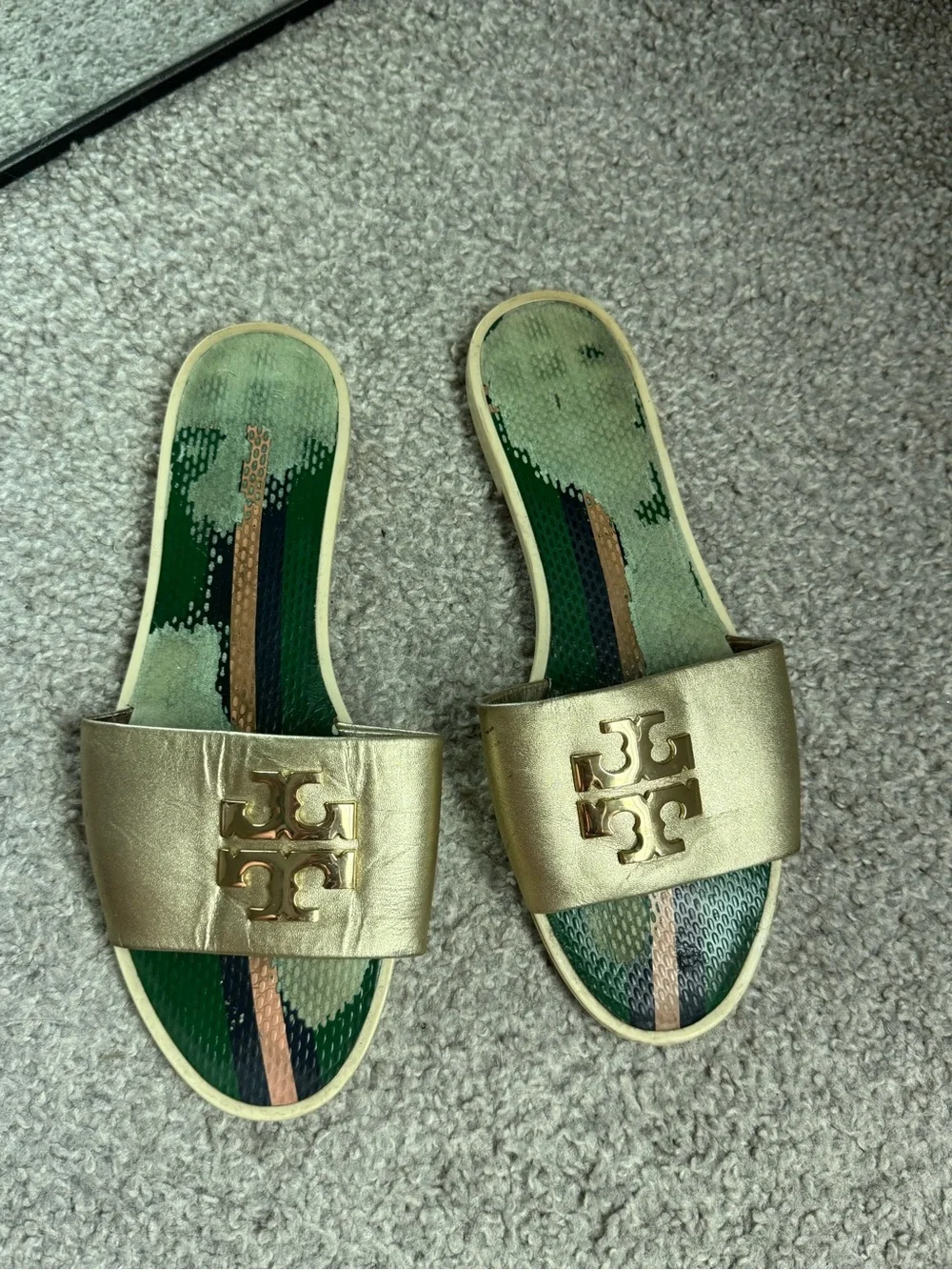TORY BURCH Metallic Leather Gold Logo Jelly Slide Sz 8